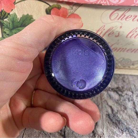 Spectrum Noir NWT Metallic Purple Wax 0.7oz 20ml - Picture 3 of 4